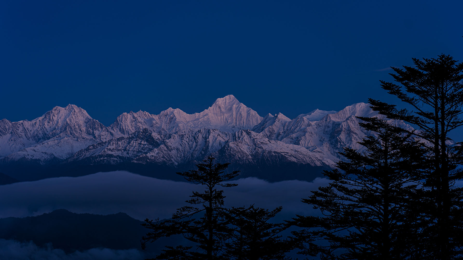 月照银山